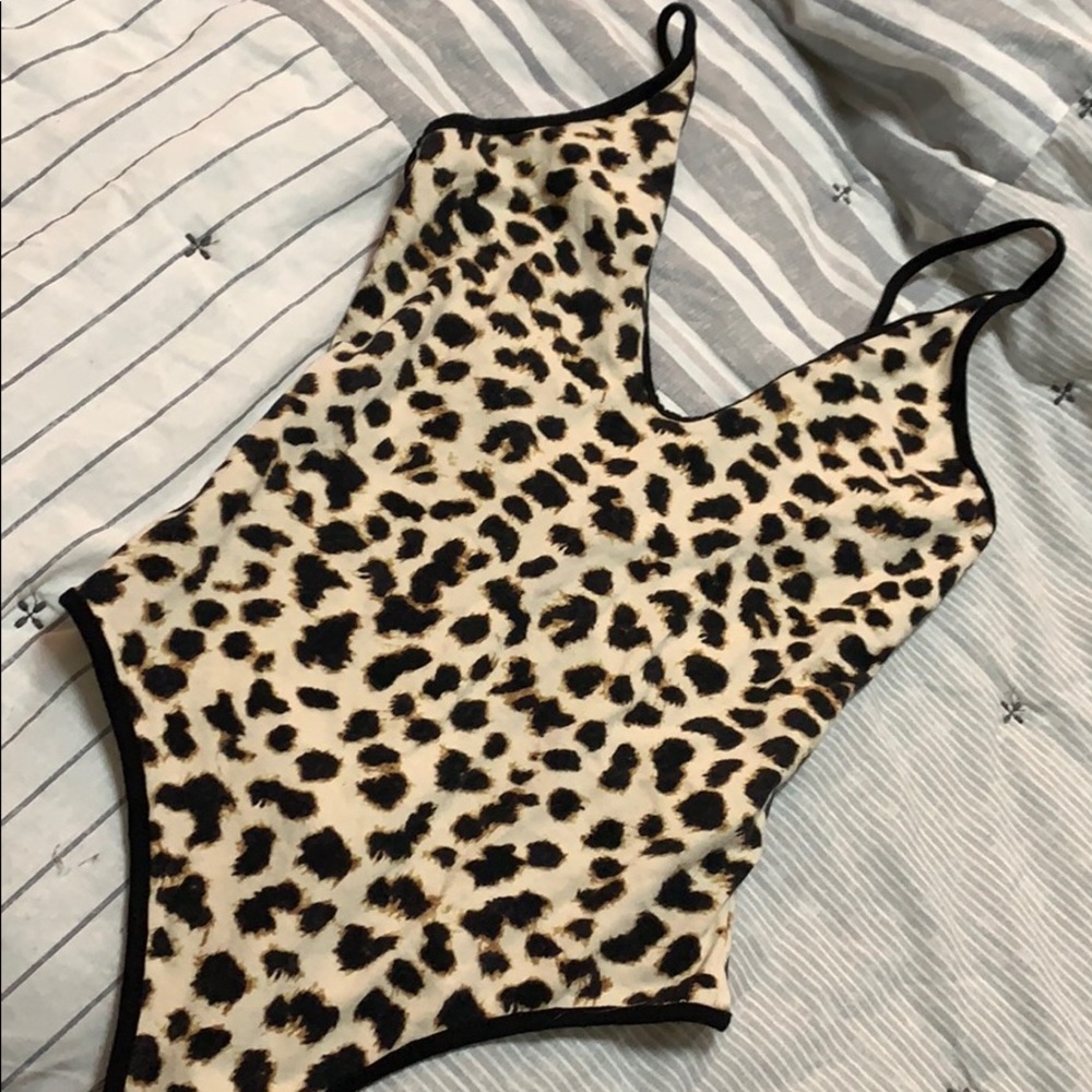 ❌SOLD❌Express leopard print body suit NWOT